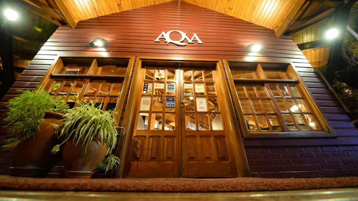 Foto real de Aqva Restaurant