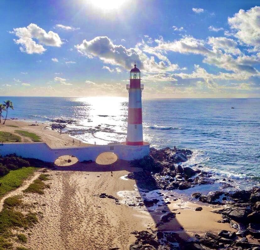 Foto real de Farol de Itapuã