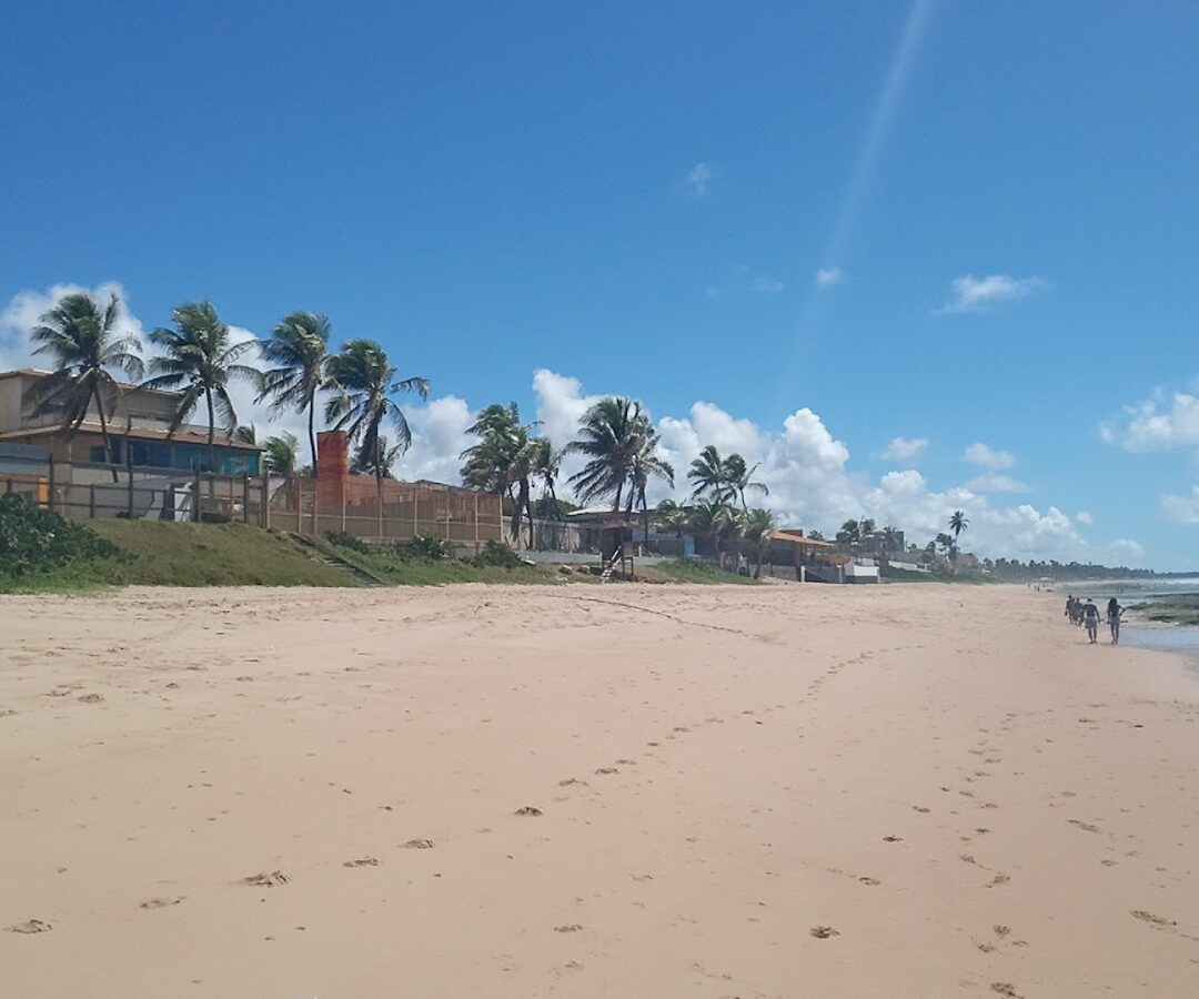 Foto real de Praia de Ipitanga