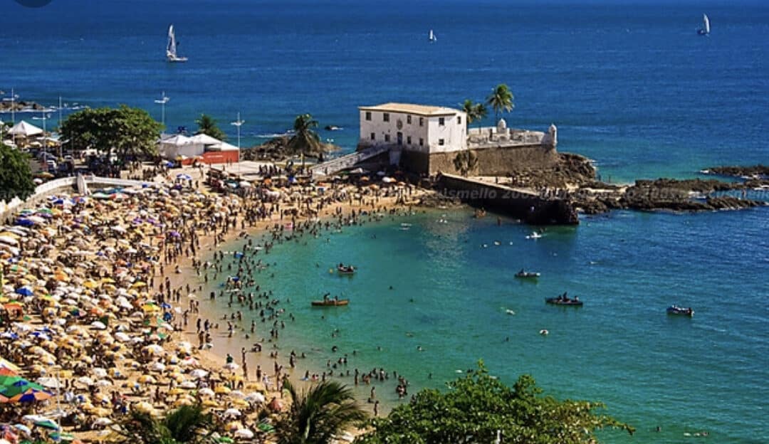 Foto real de Praia do Porto da Barra