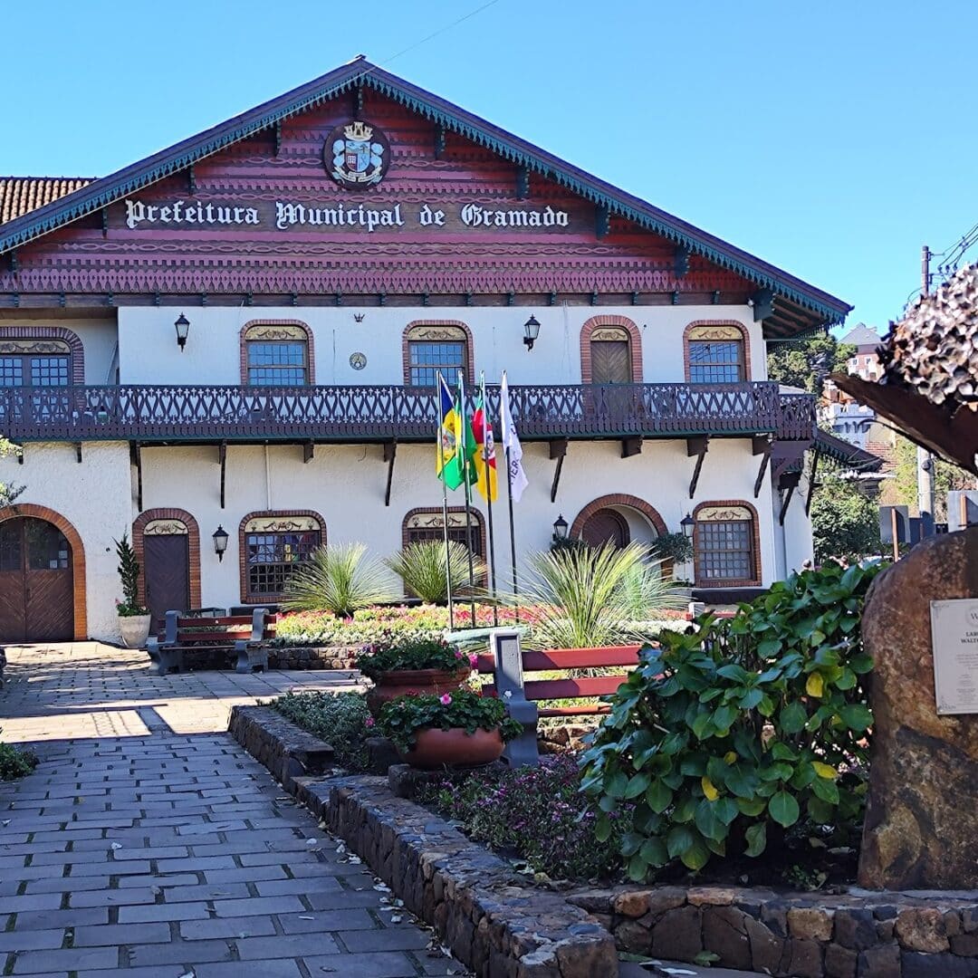 Foto real de Praça da Prefeitura de Gramado