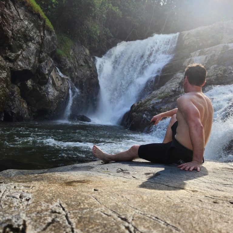 Foto real de Cachoeira do Amâncio