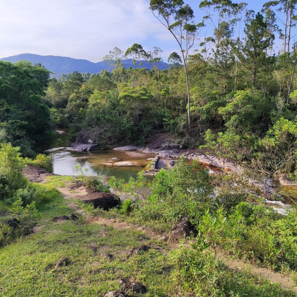 Foto real de Cachoeira do Caldeirão