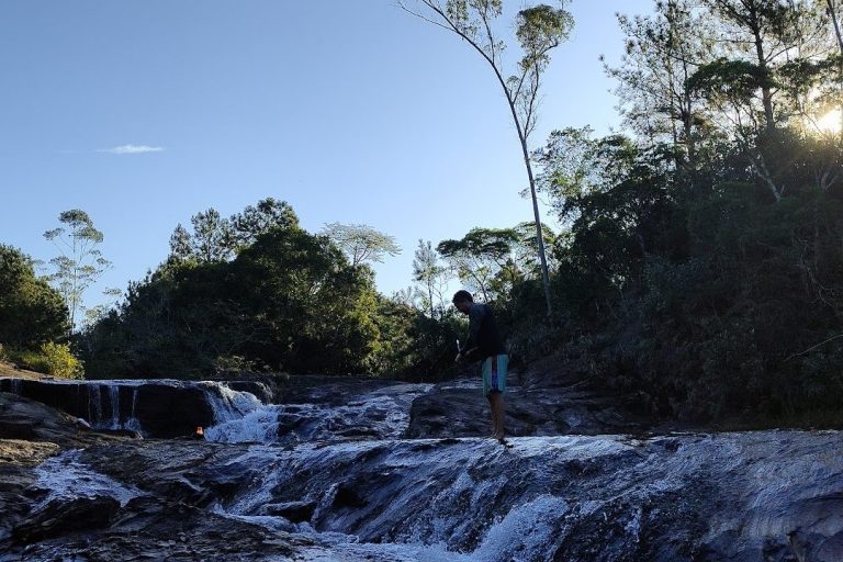 Foto real de Cachoeira do Caldeirão
