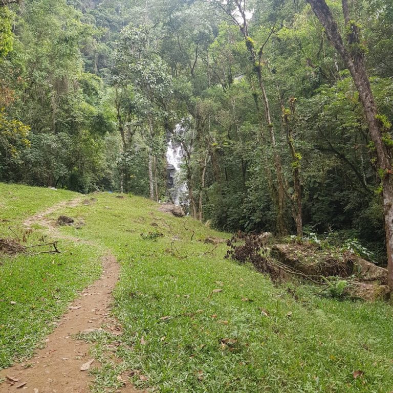 Foto real de Cachoeira do Recanto Feliz