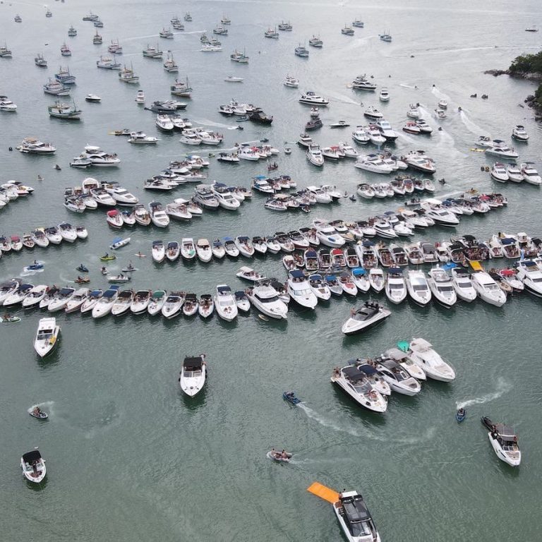 Foto real de Caixa d'Aço Lancha