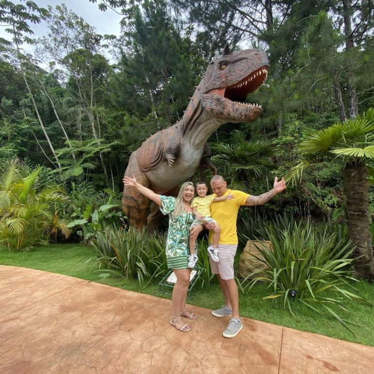 Foto real de Parque dos Dinossauros - Aventura Jurássica - Atração Turística de Balneário Camboriú