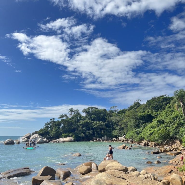 Foto real de Piscina natural Taquaras