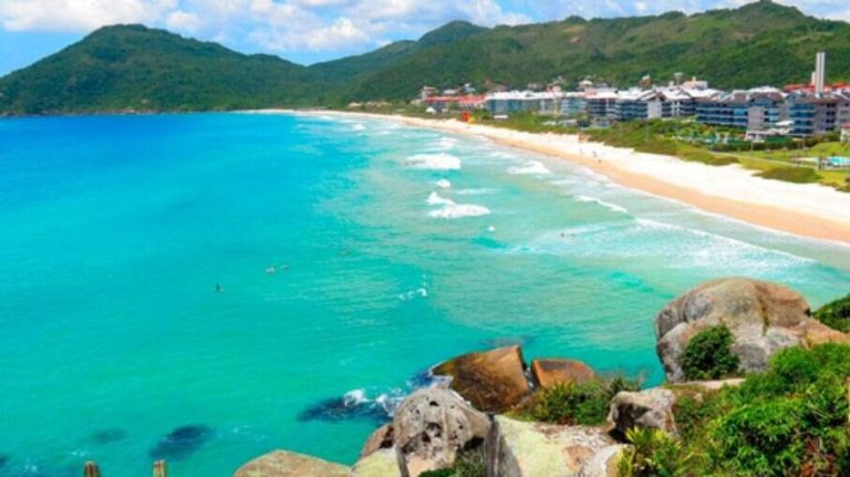 Foto real de Praia Brava - Itajaí