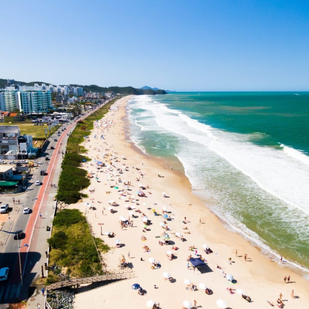 Foto real de Praia Brava - Itajaí