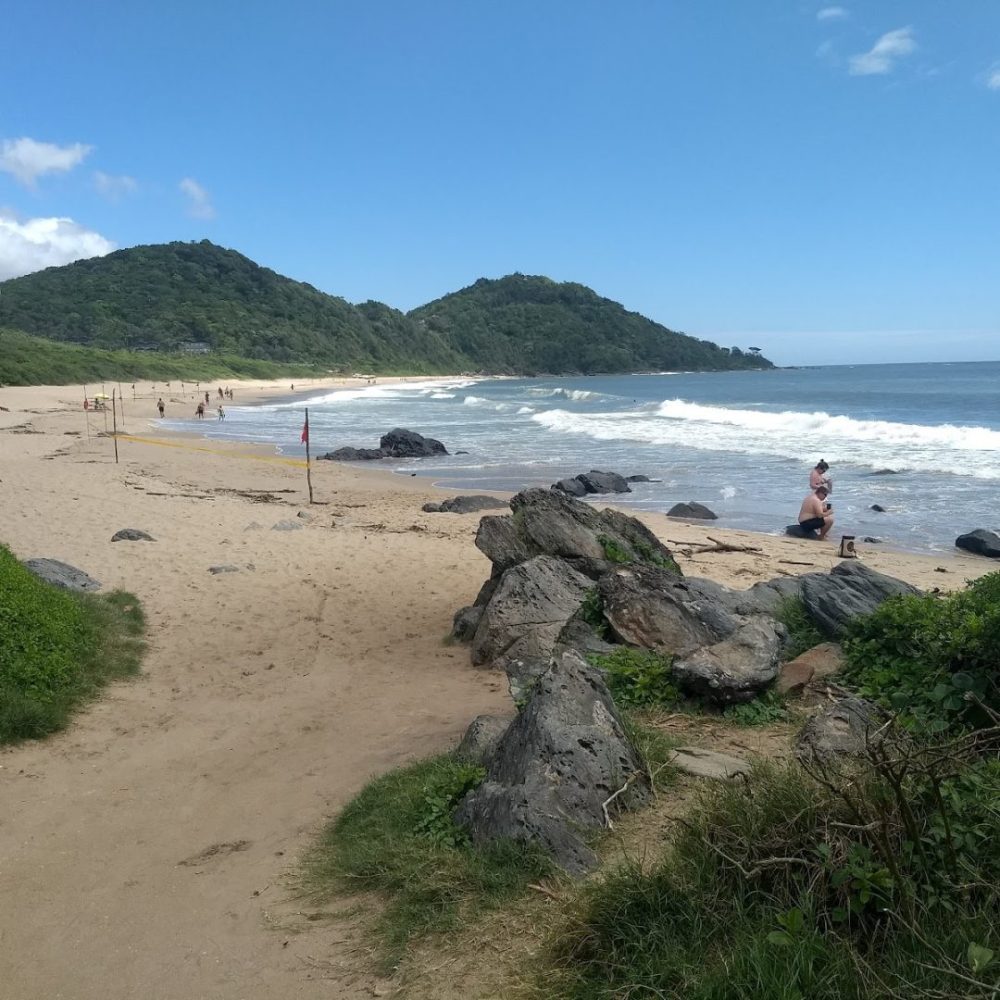 Foto real de Praia do Buraco