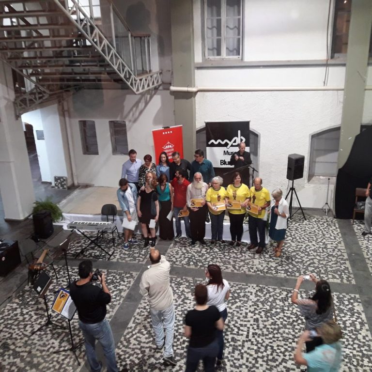 Foto real via Google