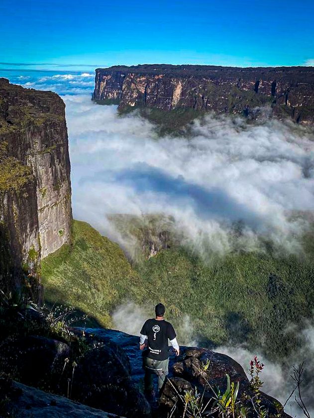 Foto real de Strong Mountain