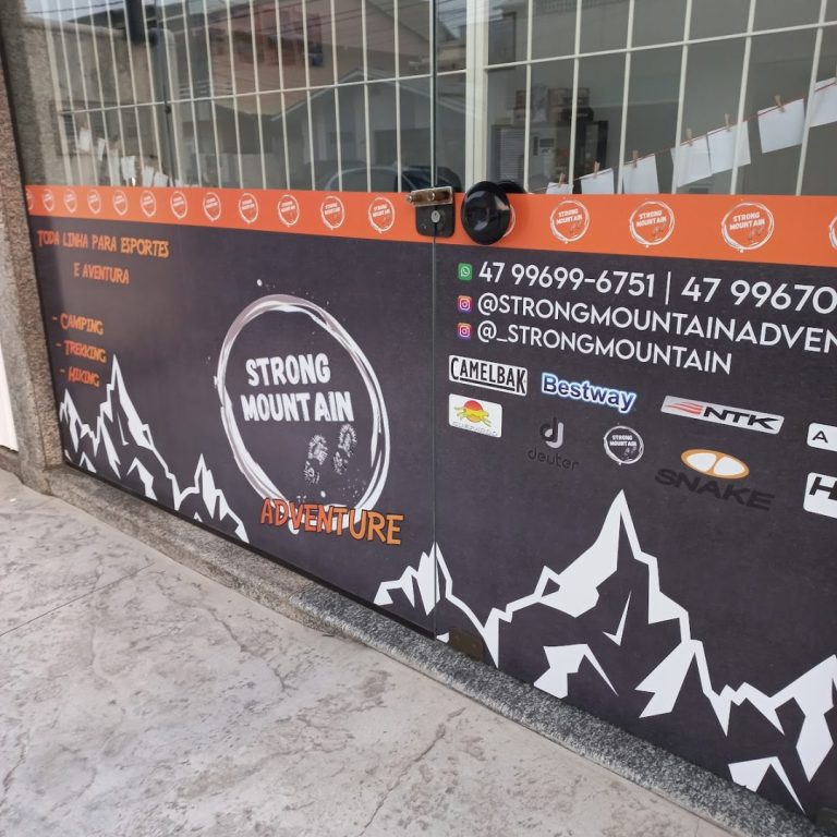 Foto real de Strong Mountain